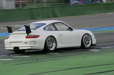 Nicki Thiim fortsætter sin karriere i den tyske Porsche Carrera Cup.